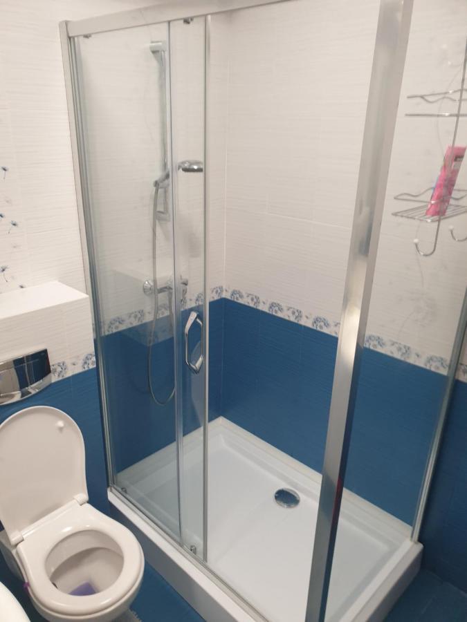 Topaz Central Apartment Bacau Bagian luar foto